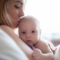 手作り離乳食と市販ベビーフード、どちらが赤ちゃんに最適？メリット・デメリット徹底解説