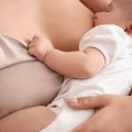新生児の夜泣きに悩む親へのメンタルケアテクニック
