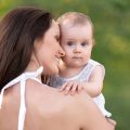 他の子どもや祖父母と食卓を囲むときに気を付けるべきマナーとしつけのポイント